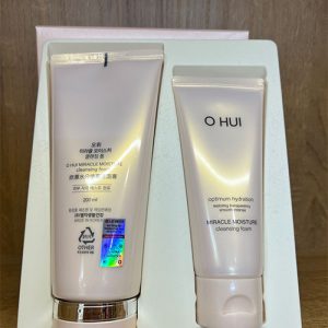 Bộ Sữa Rửa Mặt Dưỡng Ẩm Ohui Miracle Moisture Cleansing Foam Special Set